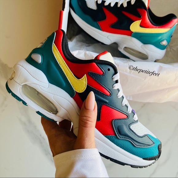 Nike Shoes - NWT Nike air max 2 light